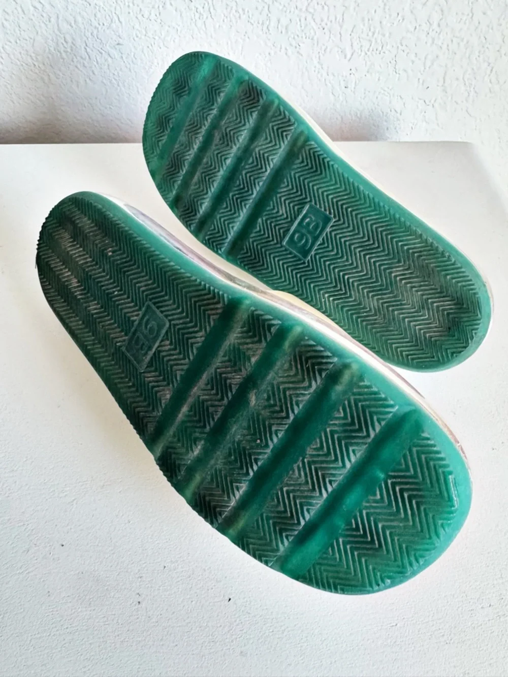 Nice Tory Burch Bubble Jelly Slides Size 9 Teal & White Iridescent